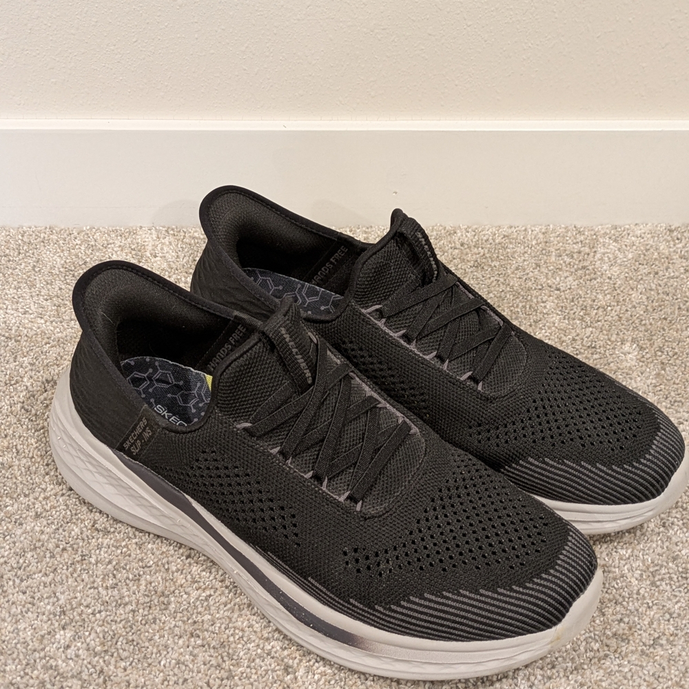 Skechers Black and Gray Slip-Ons